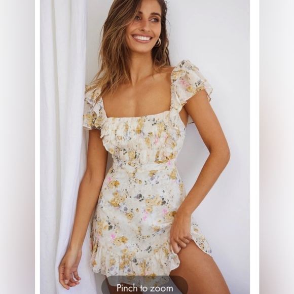 Selfie Leslie Lazy Sunday frill shoulder dress - Picture 1 of 6